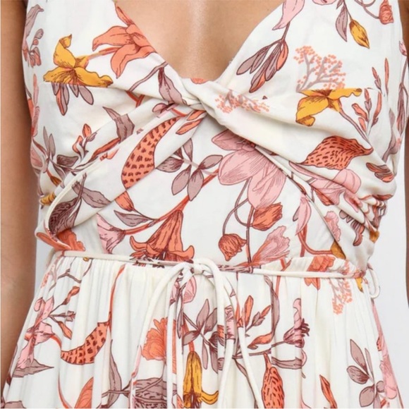 Petal & Pup Tusmore Dress in Cream - Picture 5 of 6